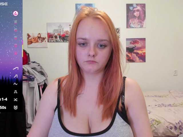 Diafoxy's BongaCams show and profile