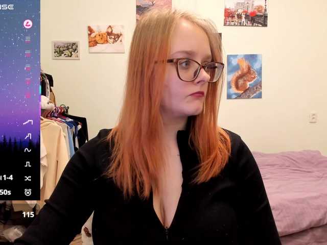 Diafoxy's BongaCams show and profile