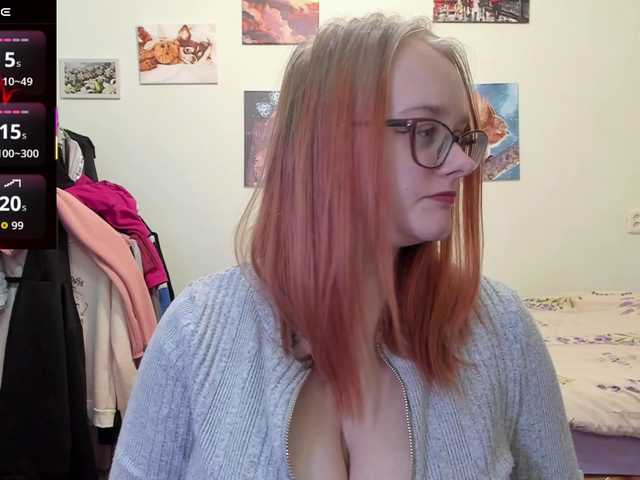 Diafoxy's BongaCams show and profile