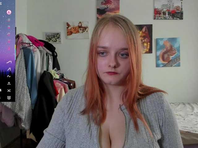 Diafoxy's BongaCams show and profile