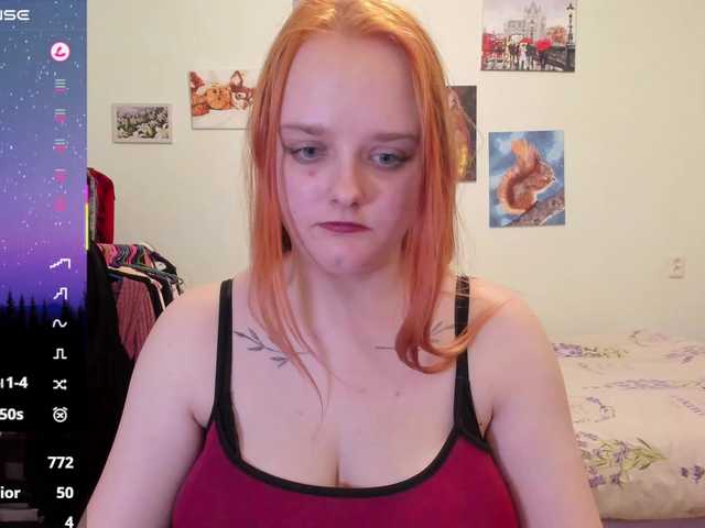Diafoxy's BongaCams show and profile