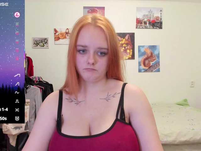 Diafoxy's BongaCams show and profile