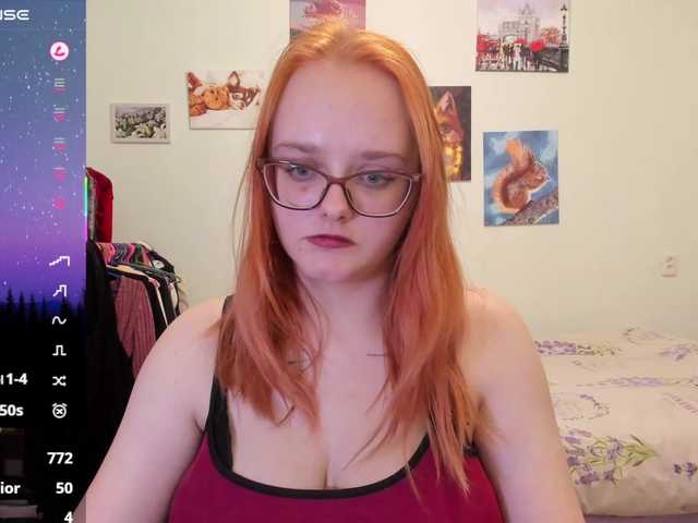 Diafoxy's BongaCams show and profile