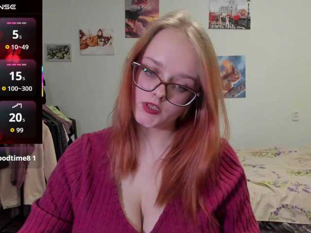 Diafoxy's BongaCams show and profile
