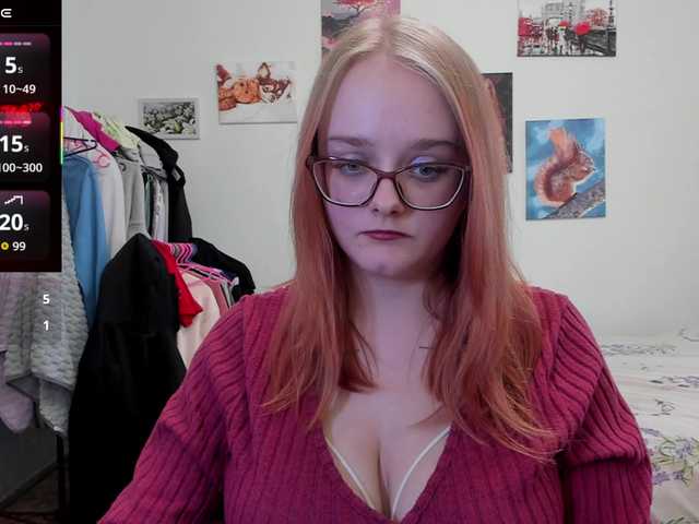 Diafoxy's BongaCams show and profile