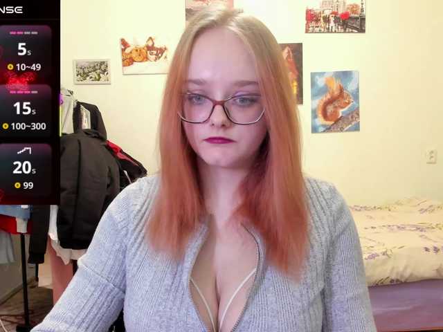Diafoxy's BongaCams show and profile