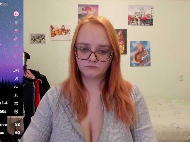 Diafoxy's BongaCams show and profile