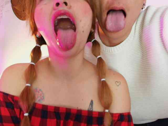 Damian-n-Maya webcam