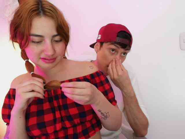 Damian-n-Maya webcam