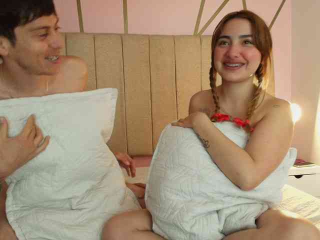 Damian-n-Maya webcam