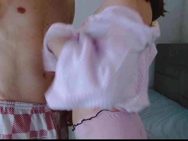 Damian-n-Maya webcam