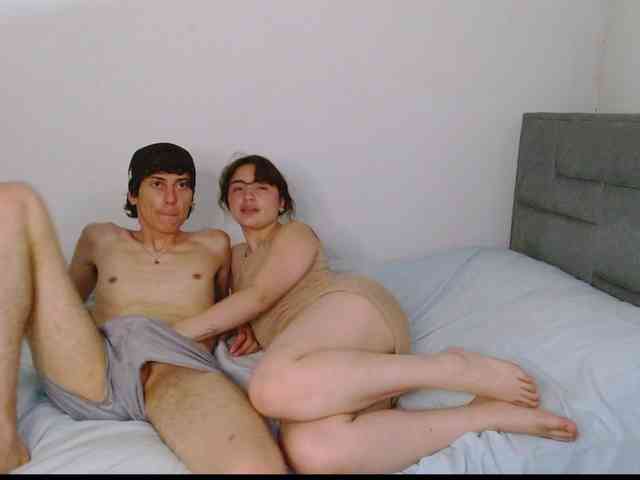 Damian-n-Maya webcam