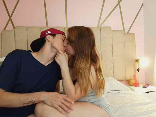 Damian-n-Maya webcam