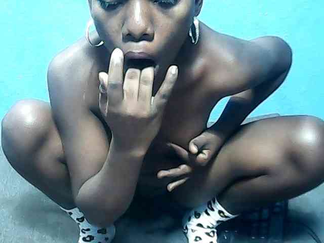 CutNatacha webcam