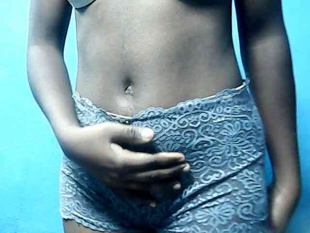 CutNatacha webcam