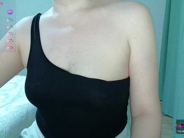 RiraRita's BongaCams show and profile