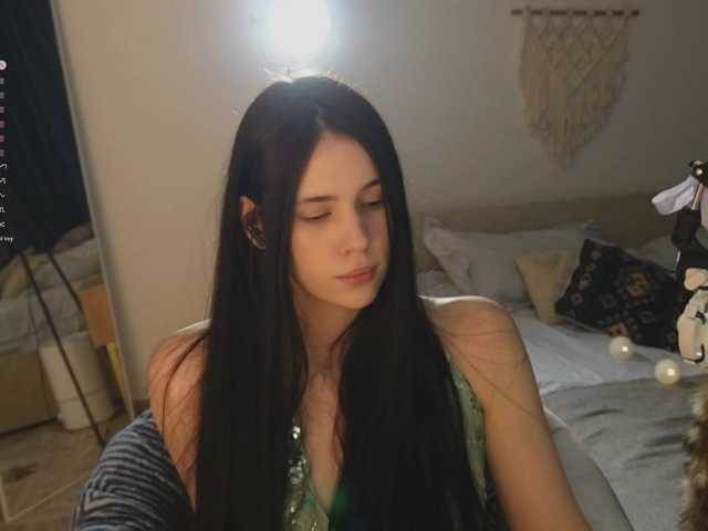 NimfaHeart's BongaCams show and profile