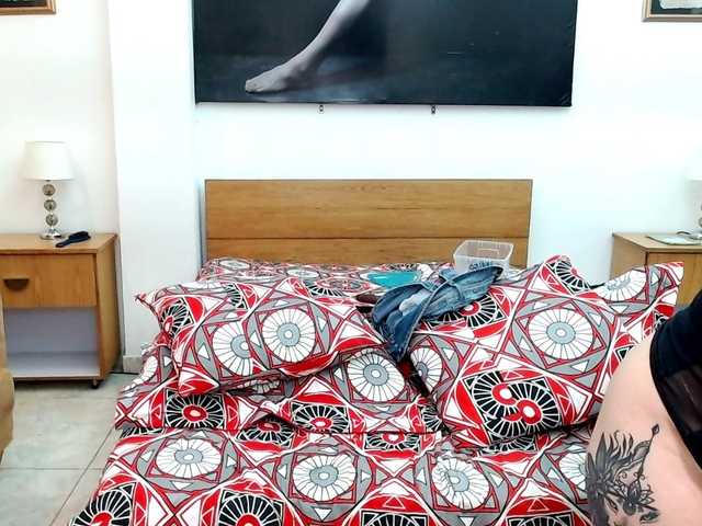 LunaAndMalory's BongaCams show and profile