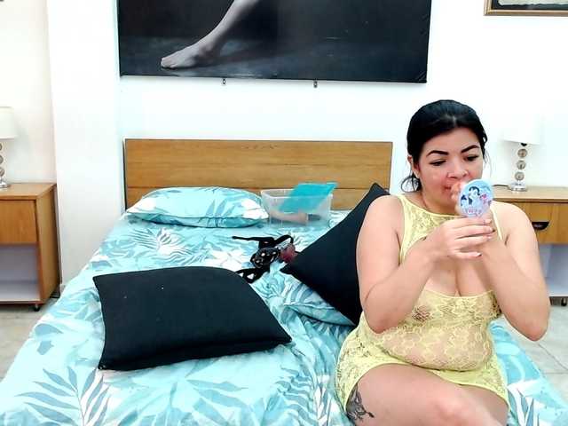 LunaAndMalory's BongaCams show and profile