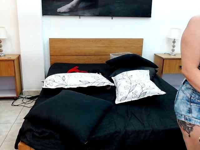 LunaAndMalory LunaAndMalory