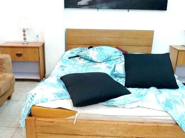 LunaAndMalory webcam