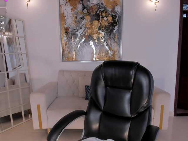  StacyEvans chat room