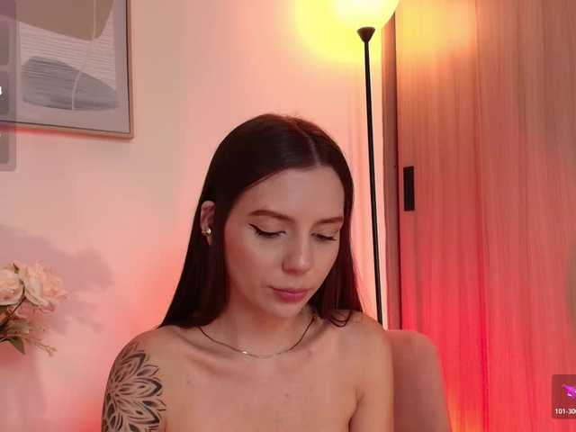 MirandaShaw's BongaCams show and profile