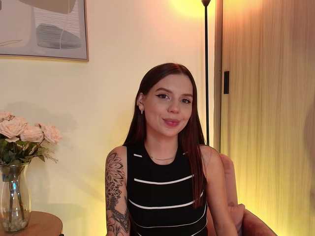 MirandaShaw's BongaCams show and profile