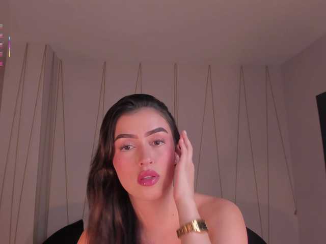 PaulinaSantos1's BongaCams show and profile