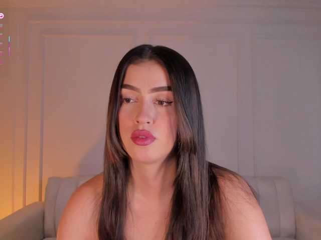 PaulinaSantos1's BongaCams show and profile