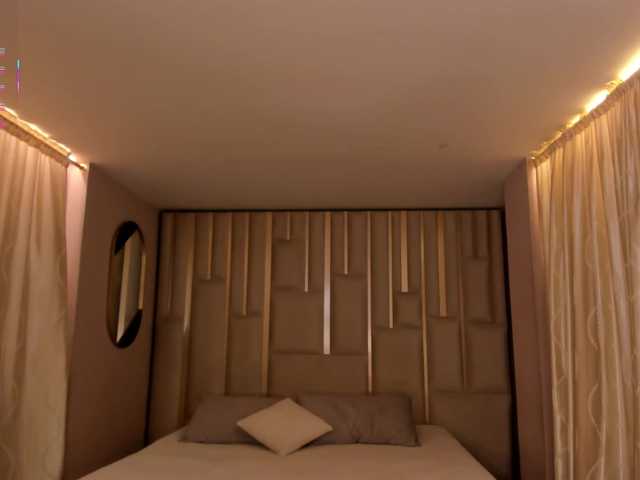 PaulinaSantos1's BongaCams show and profile