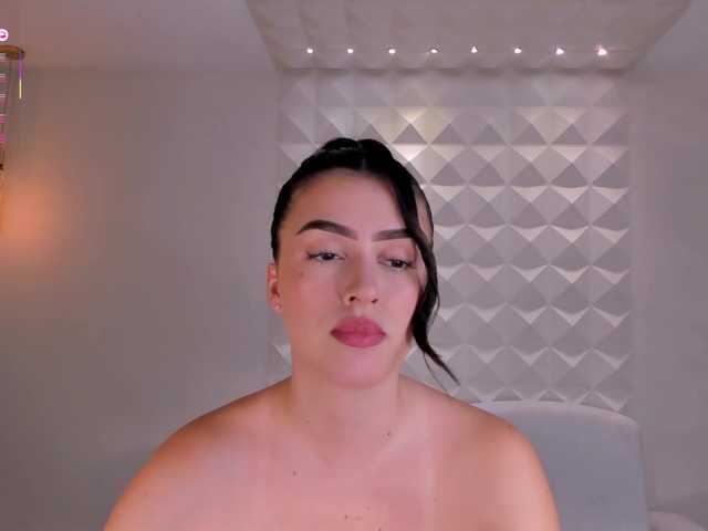 PaulinaSantos1's BongaCams show and profile
