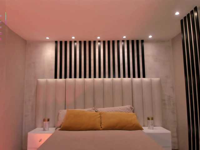 PaulinaSantos1's BongaCams show and profile