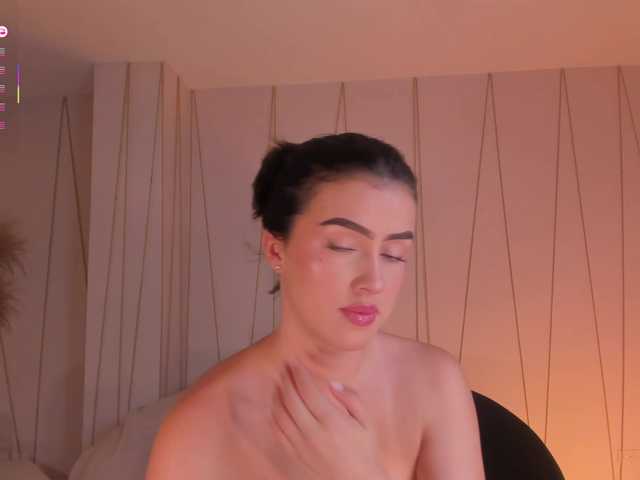 PaulinaSantos1's BongaCams show and profile