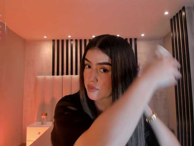 PaulinaSantos1's BongaCams show and profile