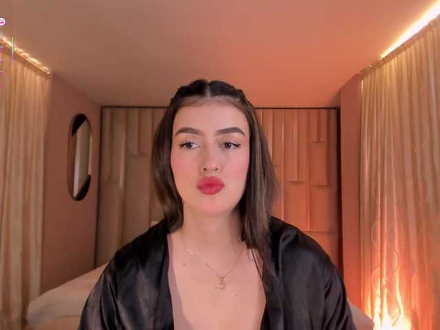 PaulinaSantos1's BongaCams show and profile