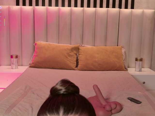 PaulinaSantos1's BongaCams show and profile