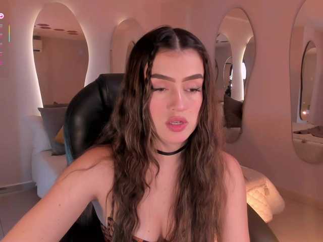 PaulinaSantos1's BongaCams show and profile