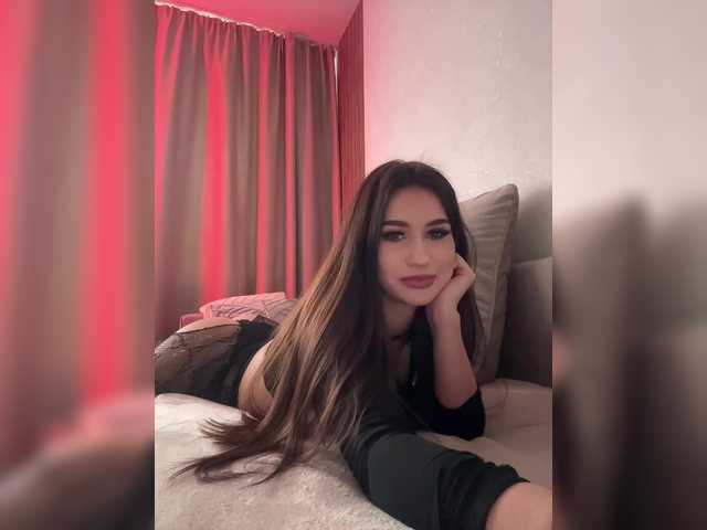 Sex chat gratuit in direct cu Alliina-leee pe BongaCams