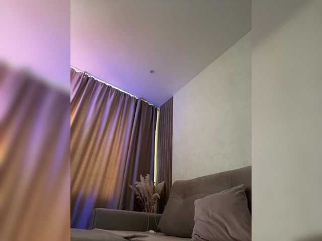 Alliina-leee's BongaCams show and profile