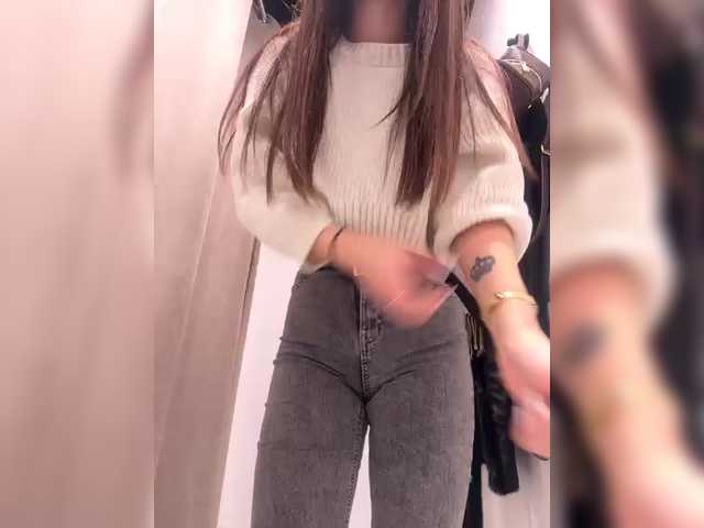 Alliina-leee's BongaCams show and profile