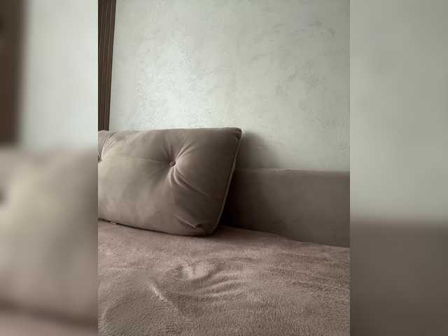 Alliina-leee Live Webcam on BongaCams