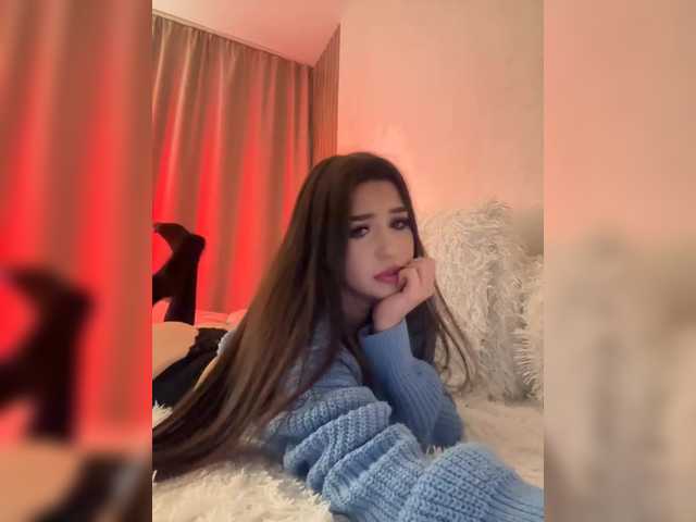 Alliina-leee's BongaCams show and profile