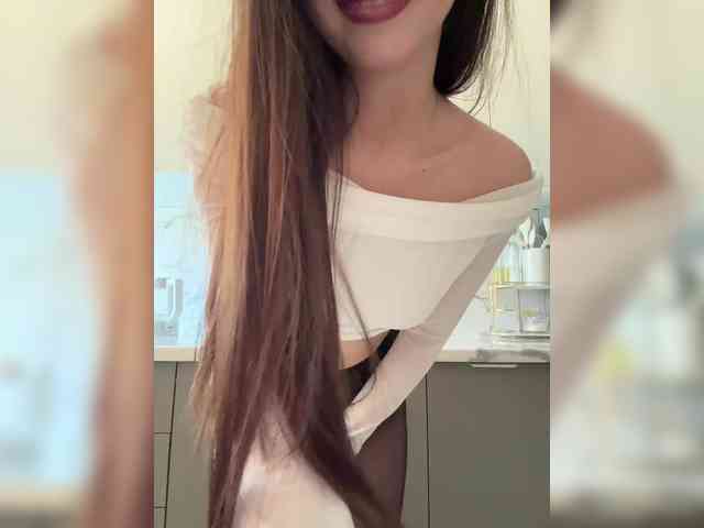 web cam nude chat Alliina-leee