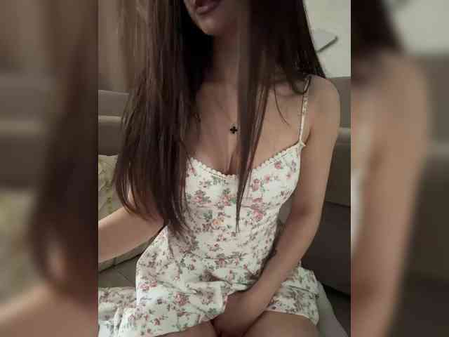 on line chat Alliina-leee