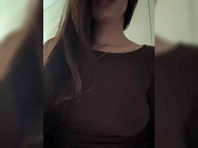 real live cam Alliina-leee
