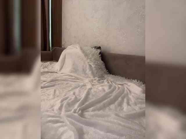 Alliina-leee's webcam live show