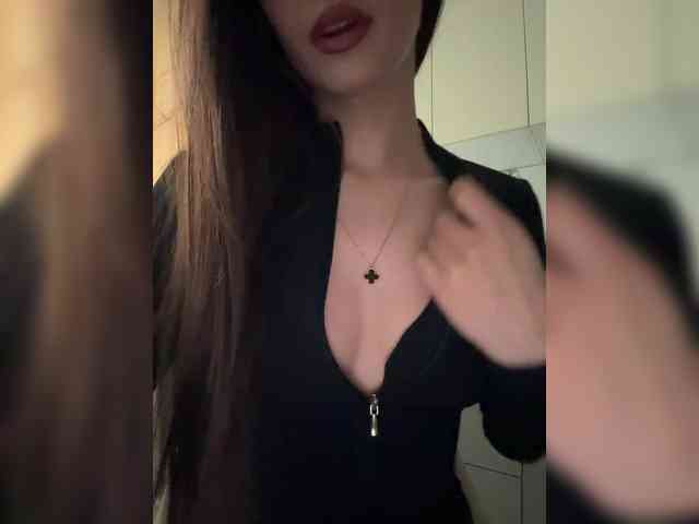 live sex house Alliina-leee