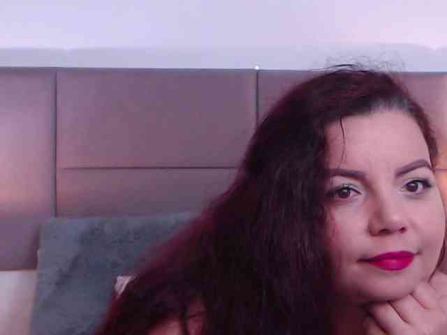 MiryamInes webcam