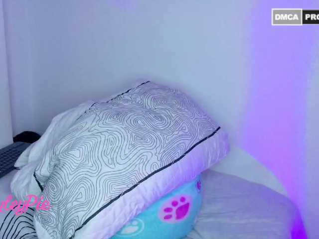 HayleyPie's BongaCams show and profile